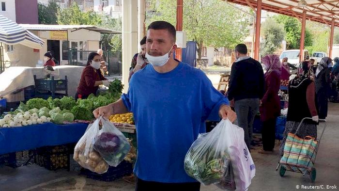 Türkiye ikinci kez sokağa çıkma yasağına hazırlanıyor