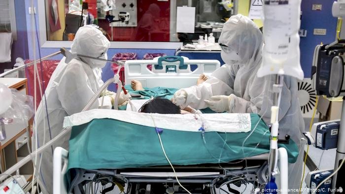 +++Canlı Anlatım: Dünya genelinde ölü sayısı 180 bini geçti