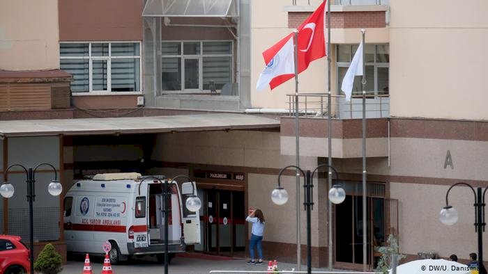 "Virüs ailemizden bir kişinin canını aldı ve istatistik o dakika bitti"